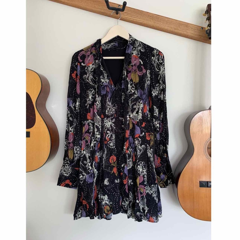 [FreePeople] flower print black dress size small
